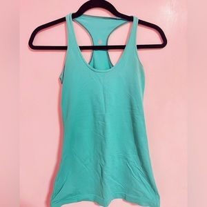 LULULEMON RAZERBACK! RARE COLOR!